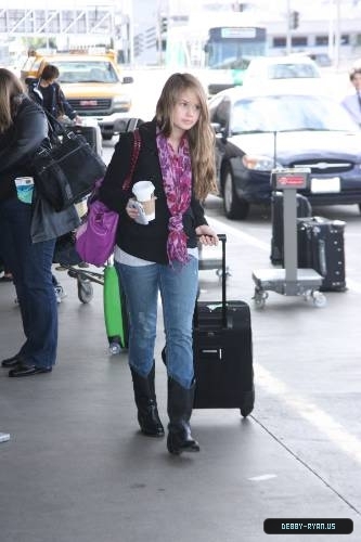 debby-ryan-08 - Debby - Ryan - at - the - Airport