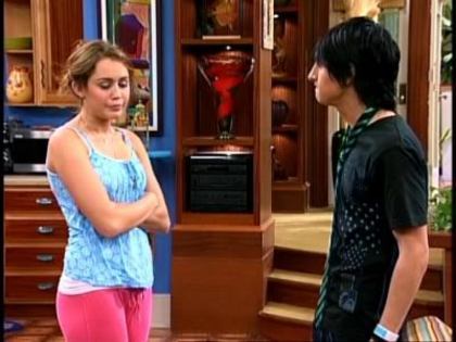 23845477_AQJNWPUYV - Toate Pozele Mele Cu Miley