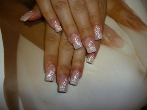 unghii false - UnGhI fAlSe