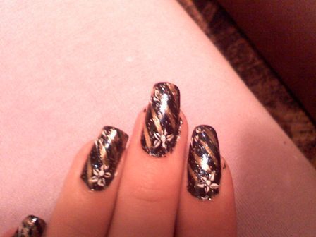 unghii false - UnGhI fAlSe