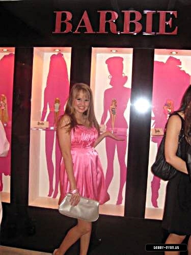 debby-ryan-10