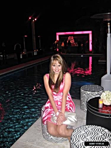debby-ryan-11 - Sharpen - Pics