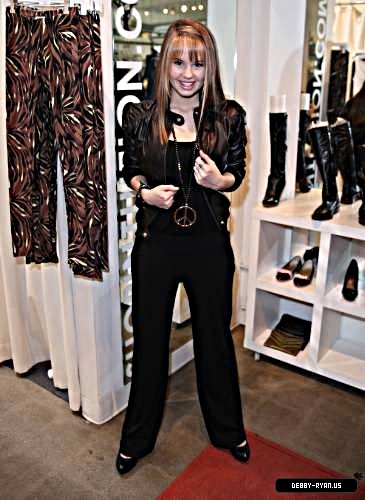 debby-ryan-0034