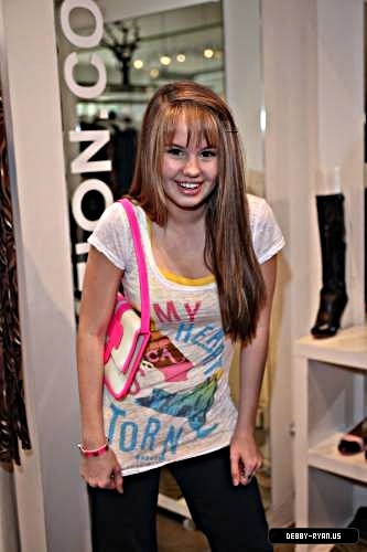 debby-ryan-0042 - Sharpen - Pics