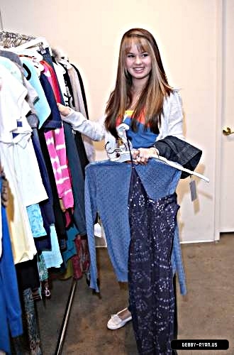 debby-ryan-0075 - Sharpen - Pics