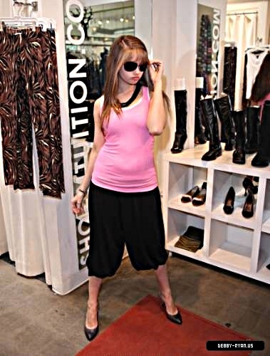 debby-ryan-0090
