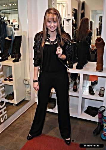 debby-ryan-0093
