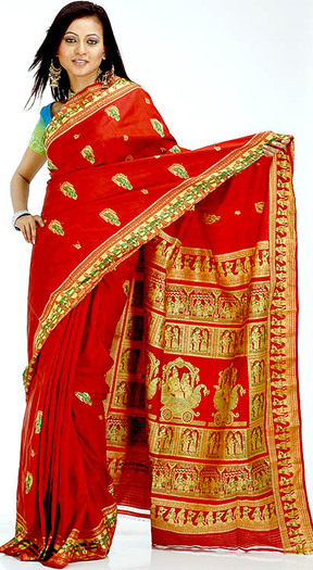 burgundy_baluchari_sari_depicting_an_indian_wedding_yf34 - Saree