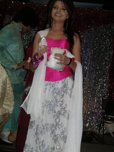 61468_162496137096125_145119185500487_548260_156731_n