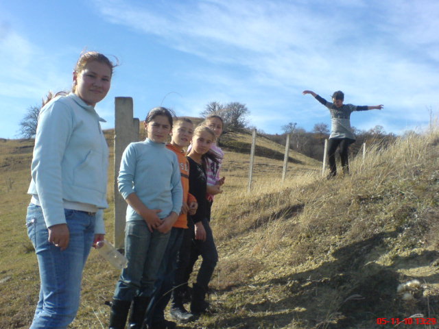 Langa castel - 2010 Excursie in orizontul local cls v-a Ungra 2010