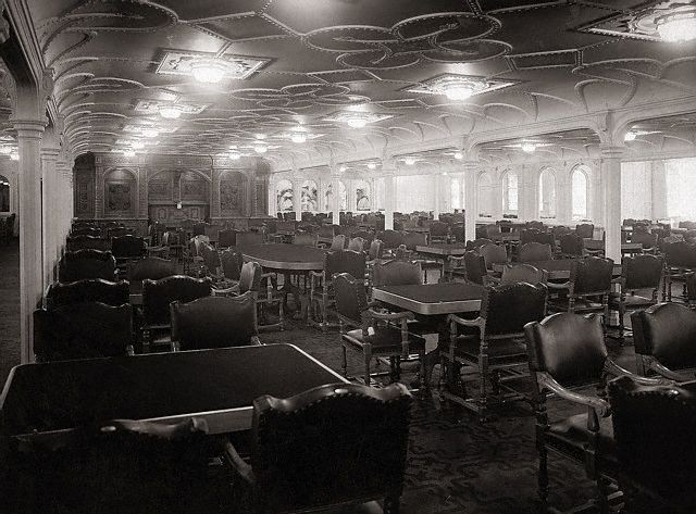 RMS_Olympic%27s_first_class_dining_room