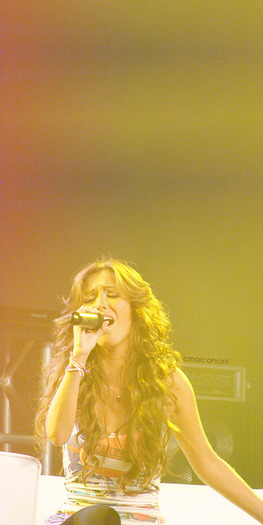 tumblr_l9d7kt8Dnm1qdo1u5o1_500