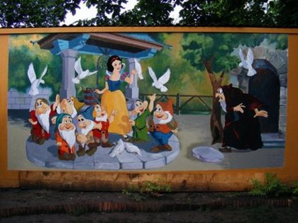 alba ca zapada si cei 7 pitici #