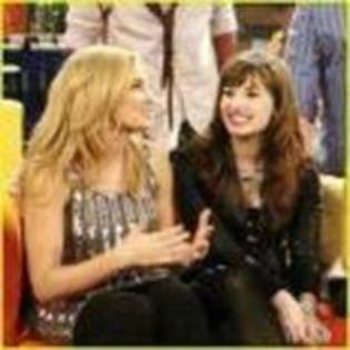 GJSLMNFJKALVLNRHBCT - Sonny si Steluta ei Norocoasa