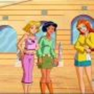 Totally_Spies__1234040309_0_2001 - TotallySpies