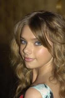 ttttttttttttttttt - Indiana Evans