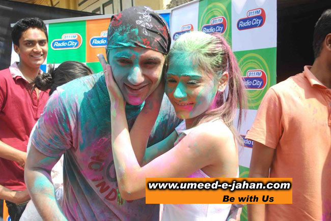 Ali%20Merchant%20&%20Sara%20Khan - sara khan