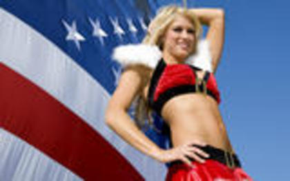 th_41167_4-_Divas_in_Iraq__Kelly_Kelly_123_999lo