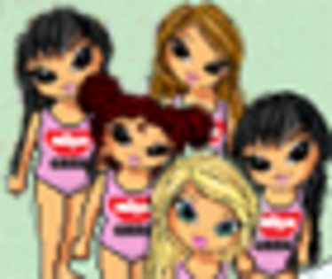 bratz_swimming_pool_5063
