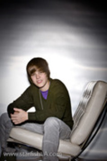 12076584_VESOWXXAF (1) - poze justin love