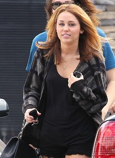 miley (95)