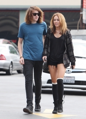miley (149)