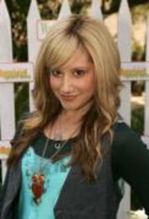 RXLYNYQDTFWWYXBUHLJ - ashley tisdale