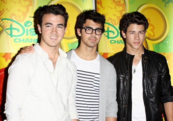 Jonas-Brothers-Jason-Mraz - Jonas Brothers