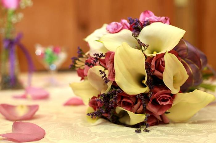 calla wedding bouquet - DECORATIUNI SALI