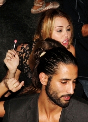 miley (676)