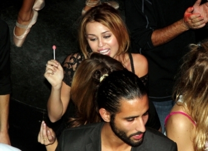 miley (679)