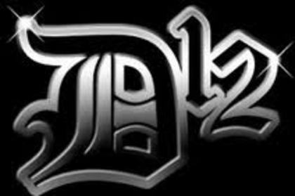 d12-text - d12