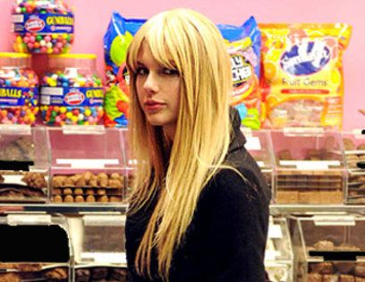taylor-swift-straight-hair