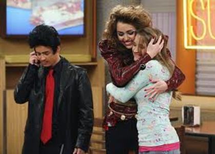 imagesCADSX43U - hannah montana