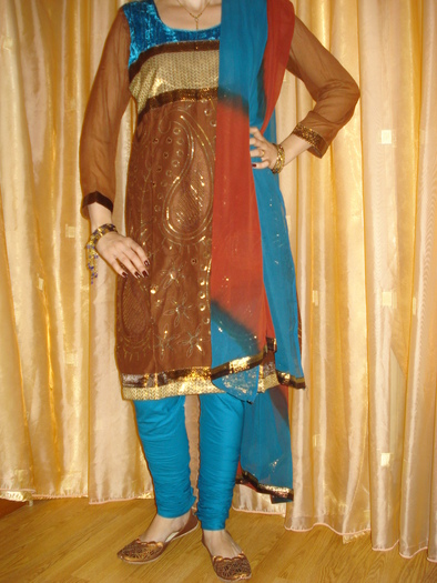 DSC08642 - salwar kameez de vanzare