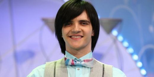Iulian Turcanu; Iulian are 21 de ani si face parte din Baletul "Dansez pentru tine" din sezonul 9 al emisiunii.
