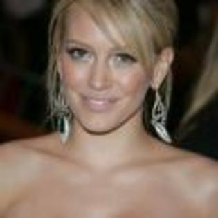 Hilary_Duff_1223914929_0