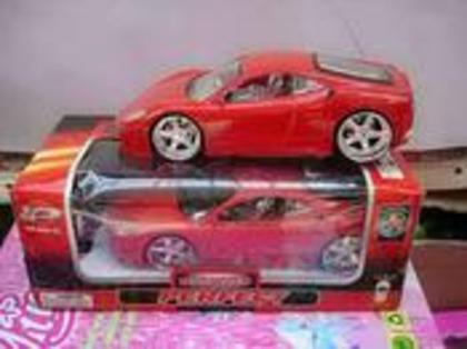 masina-ferari~6009561