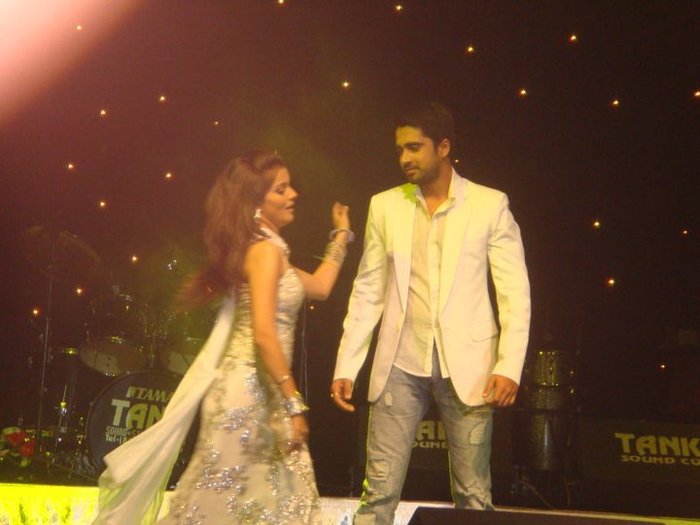 72449157152284325620100 - Avinash Sachdev and Rubina Dilaik