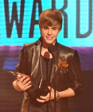  - 2010 American Music Awards November 21st SHOW