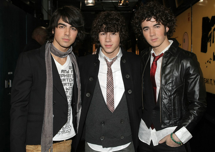 jonas-brothers-disco-oro-5