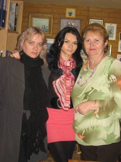 15. Cele trei gratii Cristina, Georgiana si Magda - 10 - Prin Moldova 16-21 Noiembrie 2010