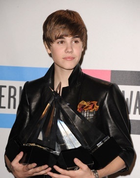  - 2010 American Music Awards November 21st PRESS ROOM