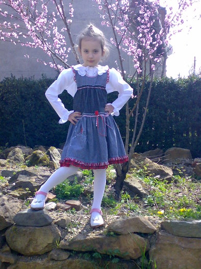 31032007191; eu proband hainele
