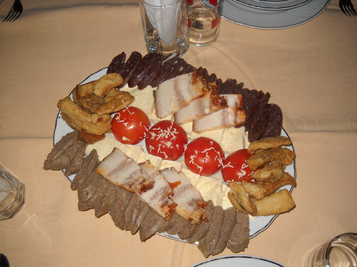 colesterolul plange sub tomate - aperitiv porcin