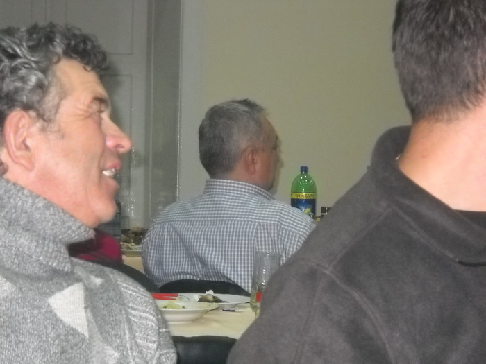 doi interlopi in seara..