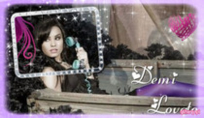 24972939_XCKHEPFYX - demi lovato