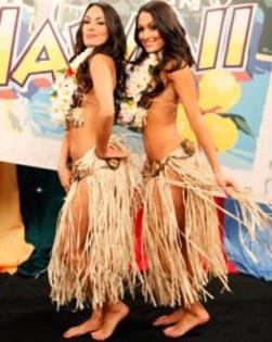 nxs-9dbd051eed49 - The Bella Twins