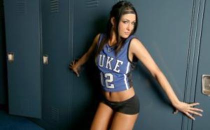 nxs-tbt4 - The Bella Twins