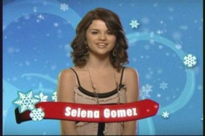 004 - Happy Holidays 2010 Selena Gomez